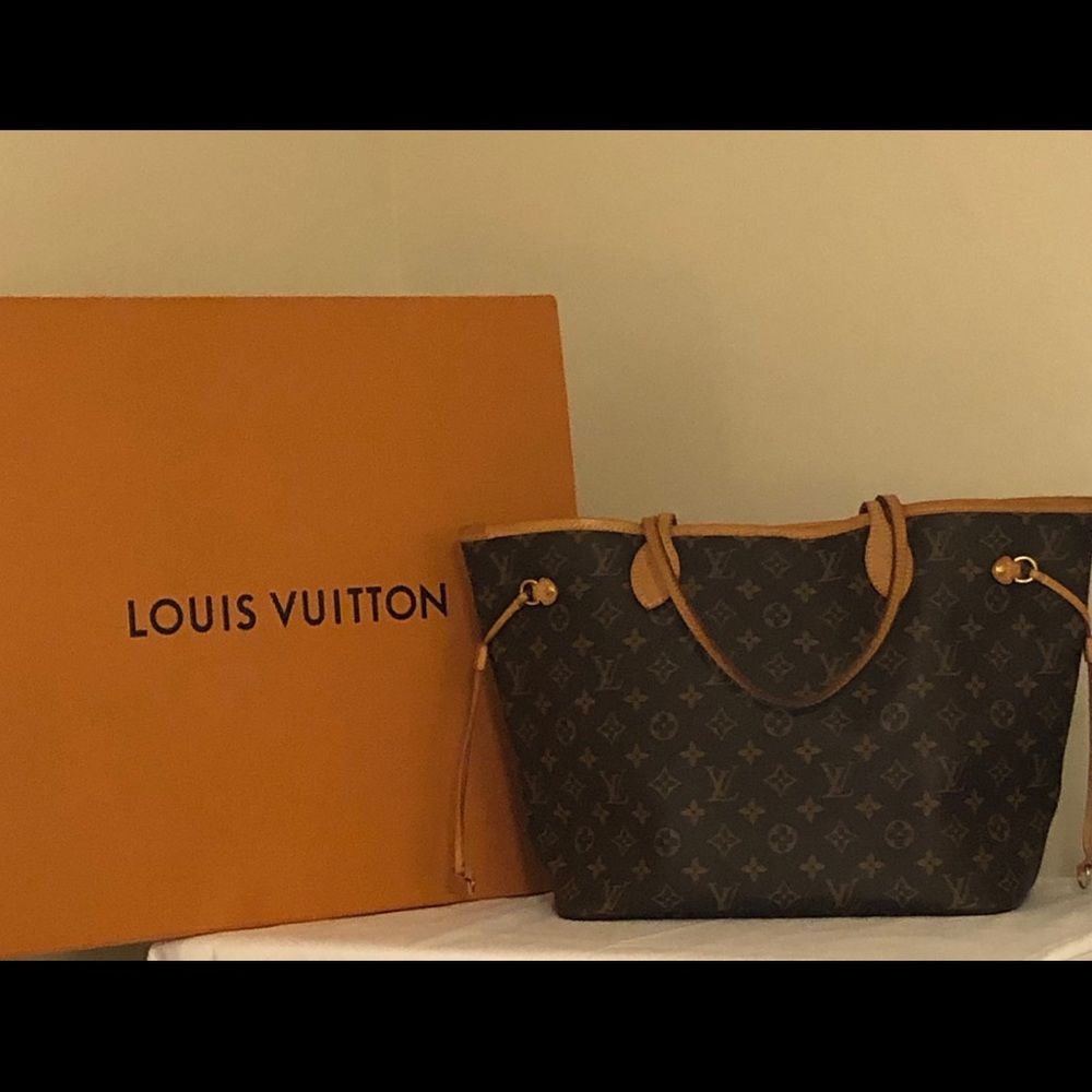 😍Authentic Louis Vuitton Never full MM😍